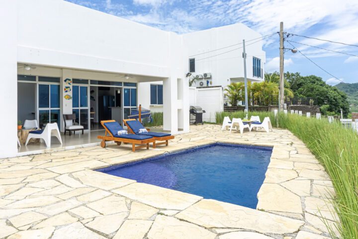 Oceanview-Home-in-Colinas-de-Miramar-Pool-720×480-1